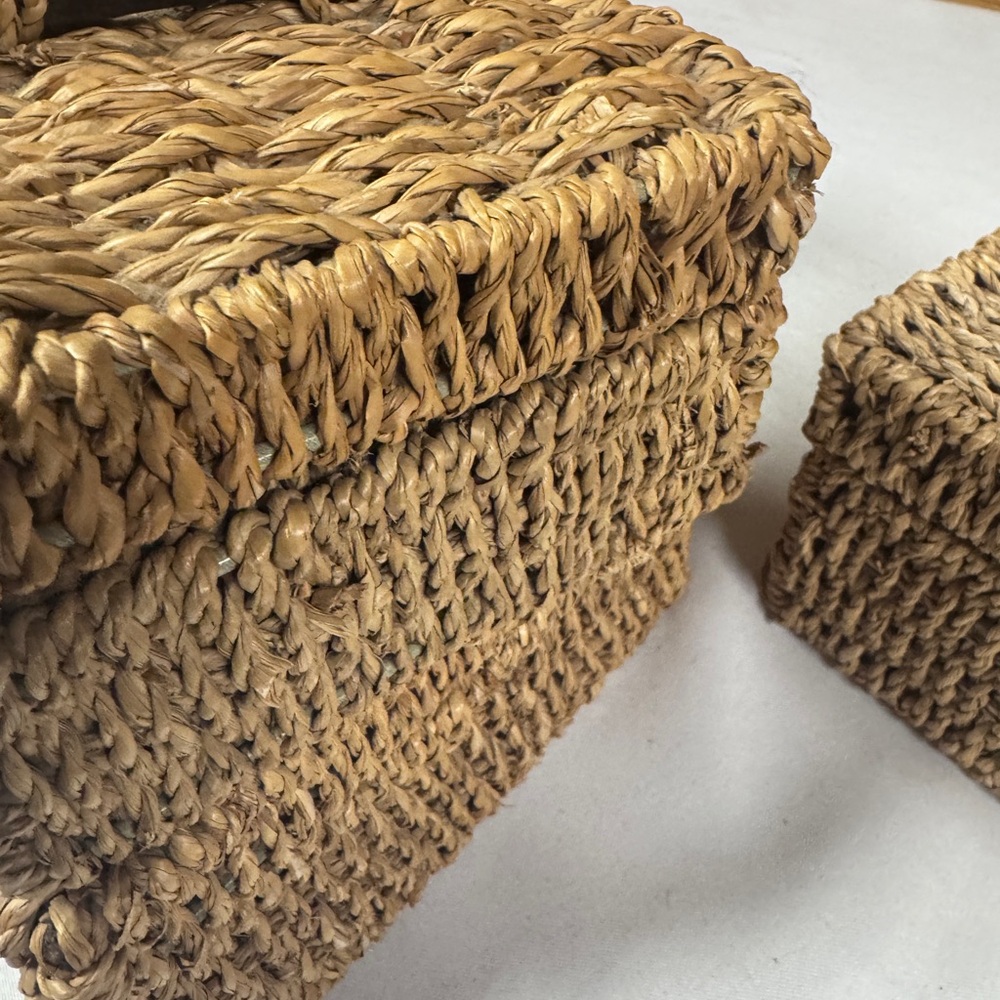 Set of Seagrass Storage Baskets - Picture 12 of 16
